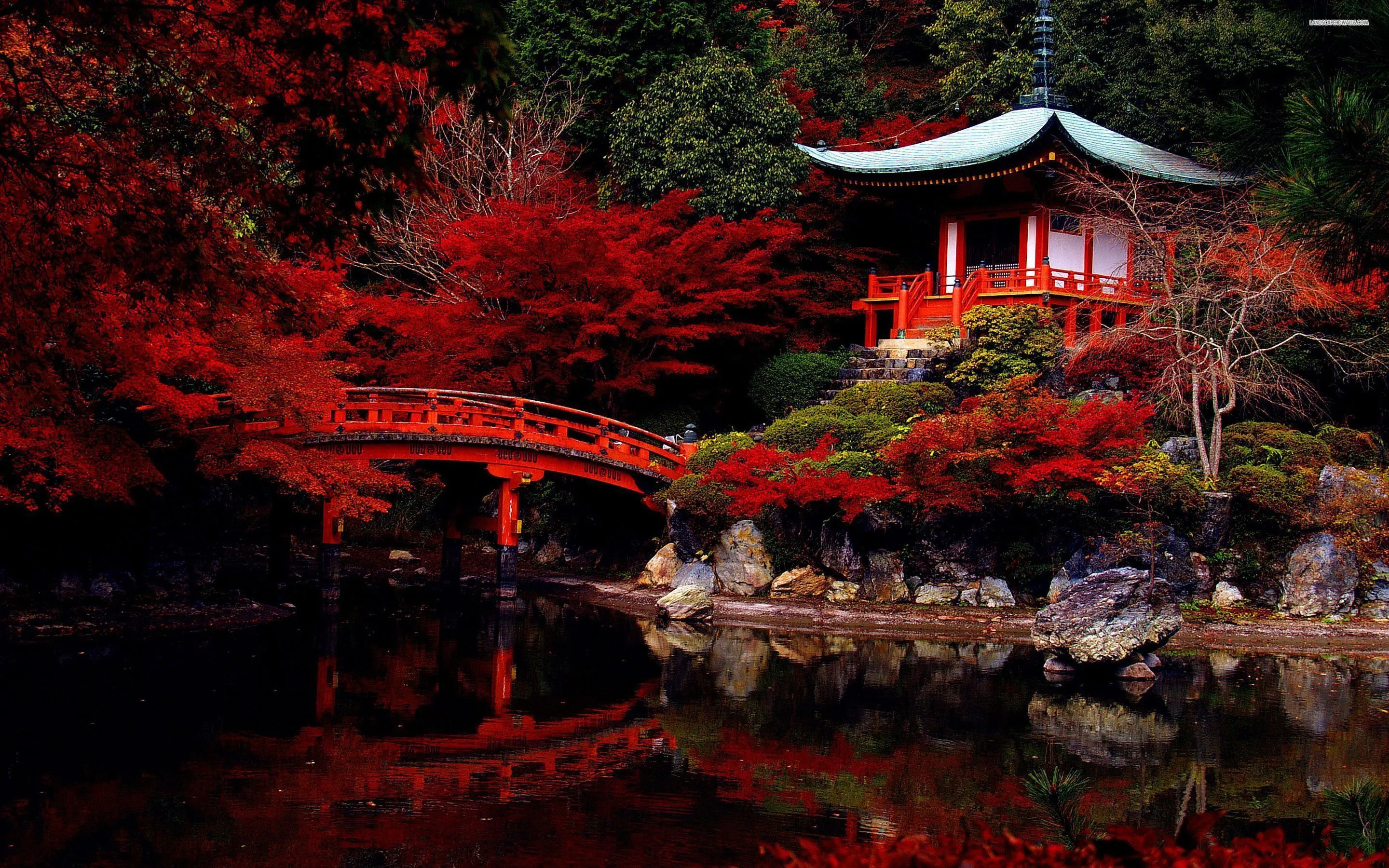 Private Japan tour packages covering Tokyo Kyoto Mt. Fuji Hiroshima and Hokkaido