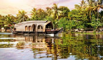 Golden Triangle With Kerala Trip