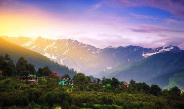 4 Days - Manali Package from Delhi by bus Volvo