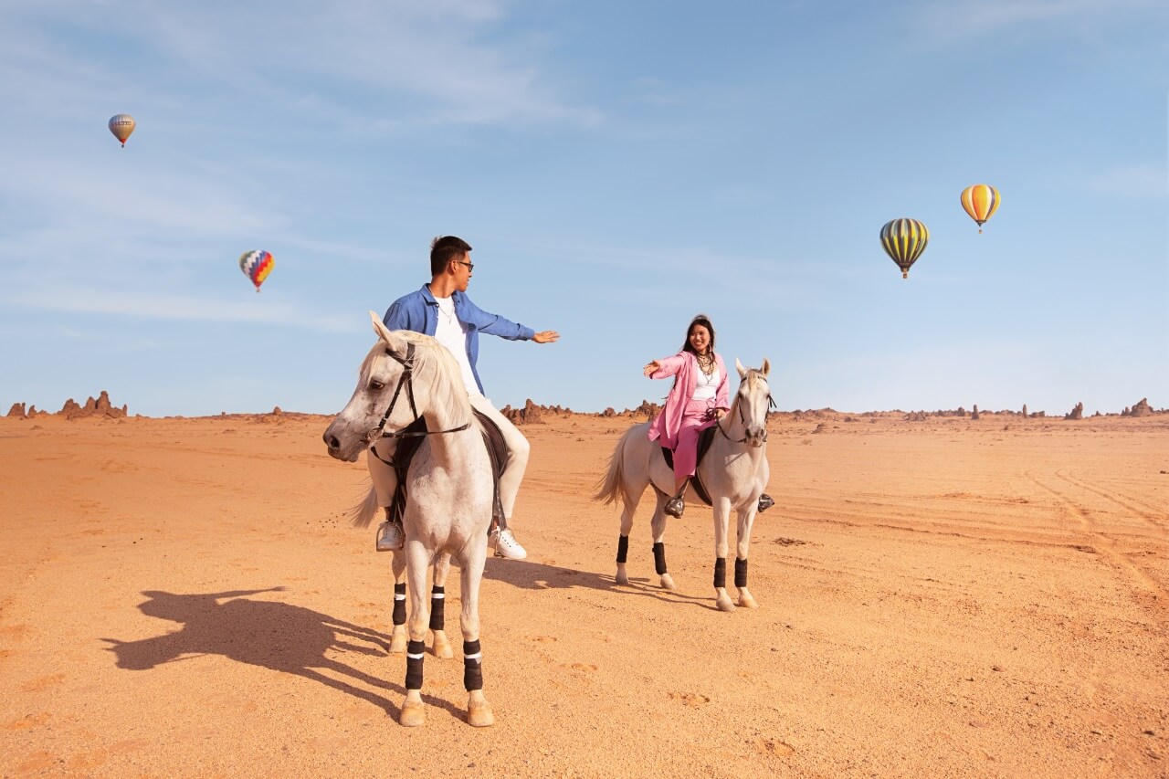 Saudi Arabia adventure tours with desert hikes and rocky landscapes