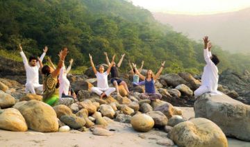 Rejuvenate in Kerala: 16 Days Kerala Trip with Ayurveda Healing